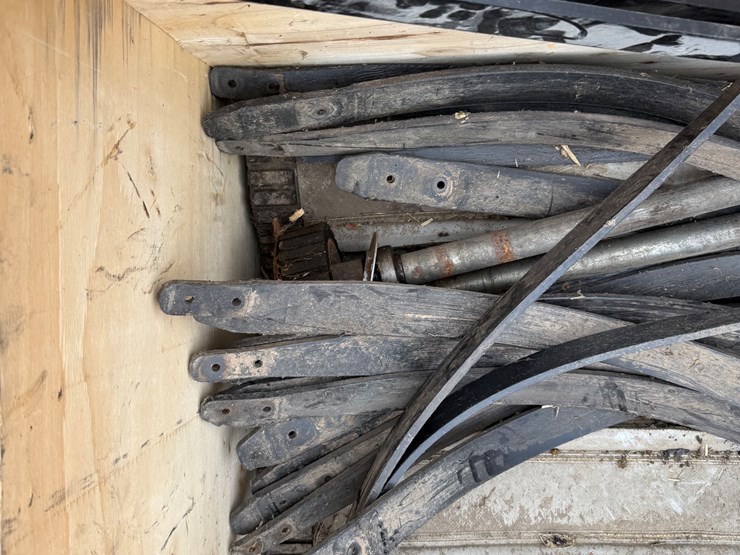 2011-kuhn-merge-maxx-900-image-39