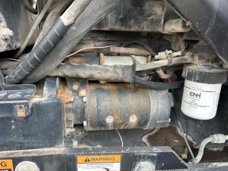 2008-new-holland-tv145-image-25