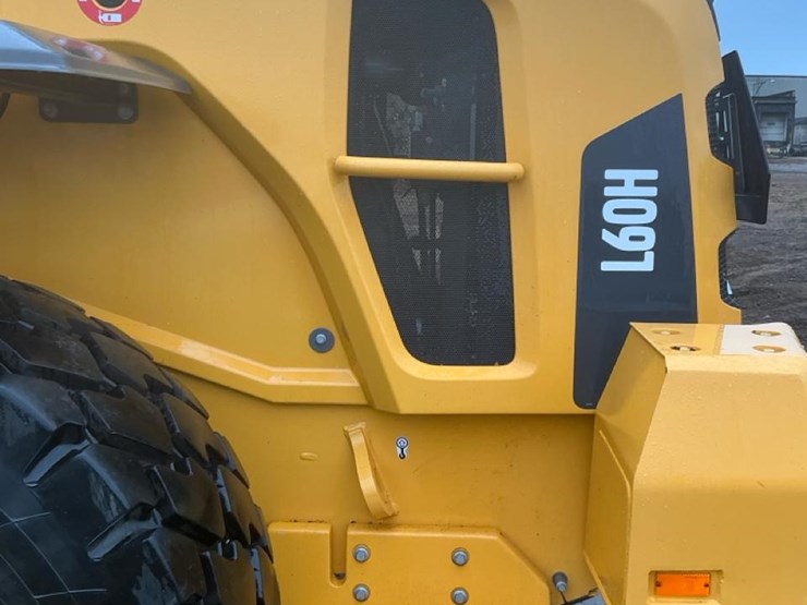 2022-volvo-l60h-image-55