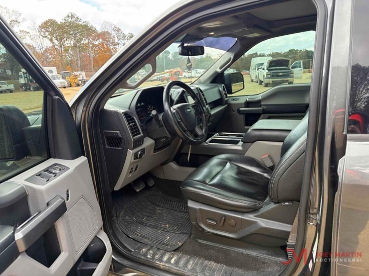 2020-ford-f150-xlt-image-43