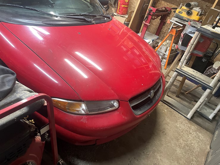 #260-•-1997-chrysler-(fall-creek,-wi)-(has-wi-title)-image-11