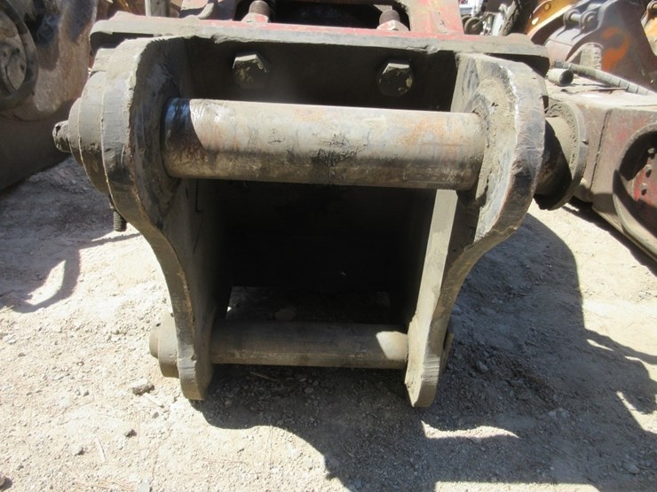 caterpillar-330-image-5