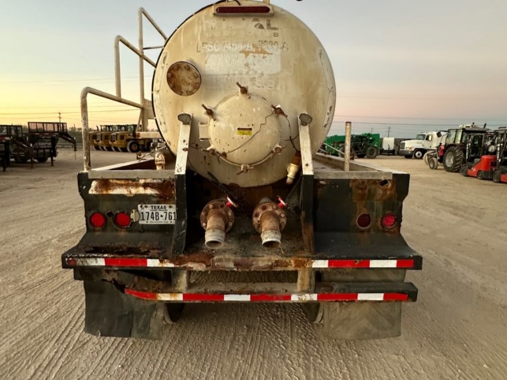 2012-troxell-130bbl-image-6