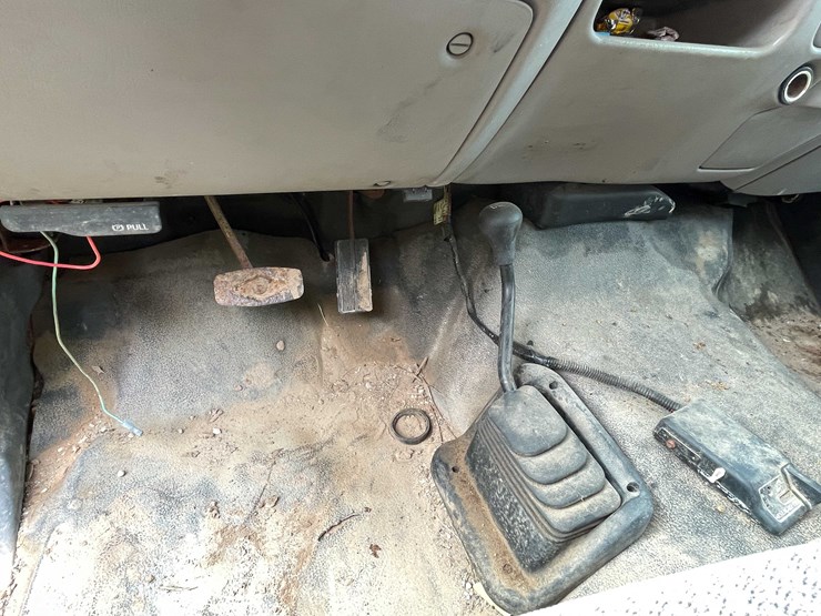 #254-•-2002-ford-f-series-super-duty-truck-(has-wi-title)-(appleton,-wi)-image-33