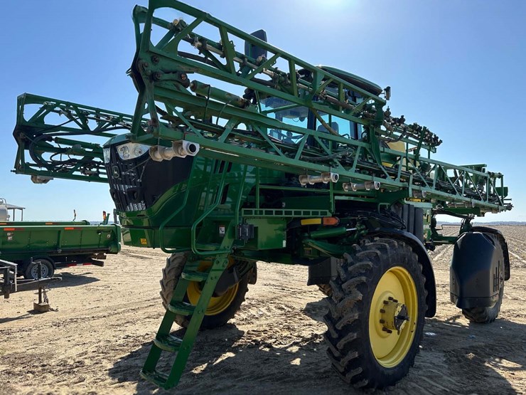 #33857-•-2016-john-deere-4023r-90'-self-propelled-sprayer-image-1