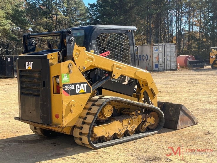 2015-caterpillar-259d-image-2