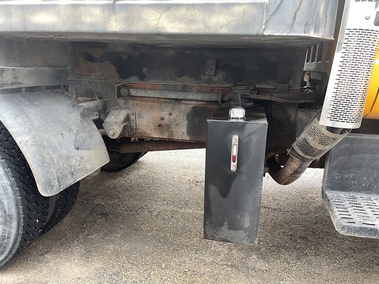 2001-gmc-topkick-image-35