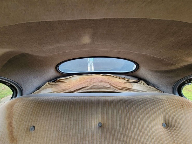 1948-ford-sedan-image-39