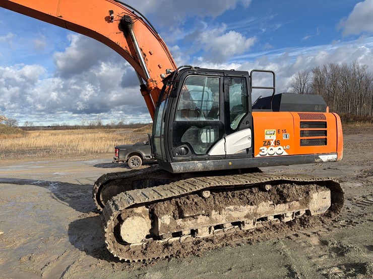 2018-hitachi-zx300-lc-6n-image-2