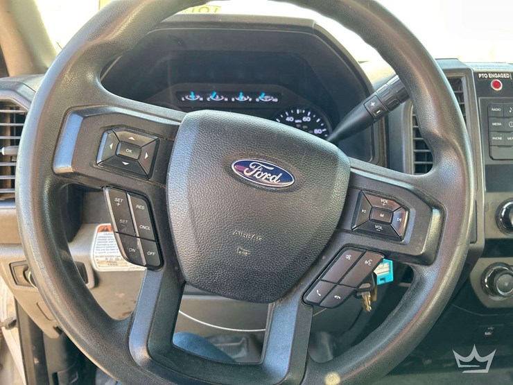 2019-ford-f550-image-14