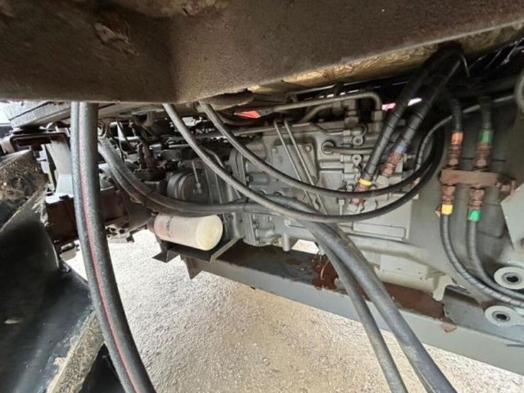 2012-kubota-m110gx-image-40