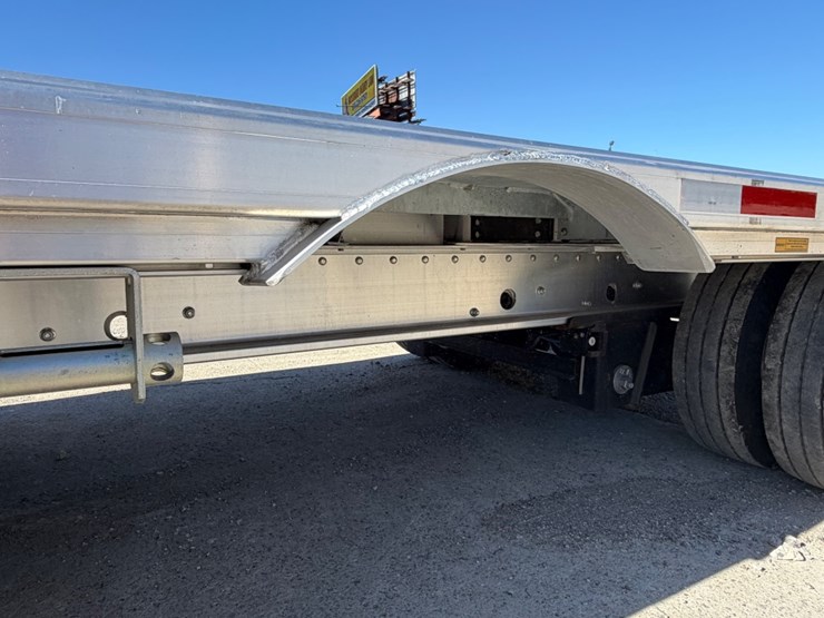 2024-doonan-titanium-image-14