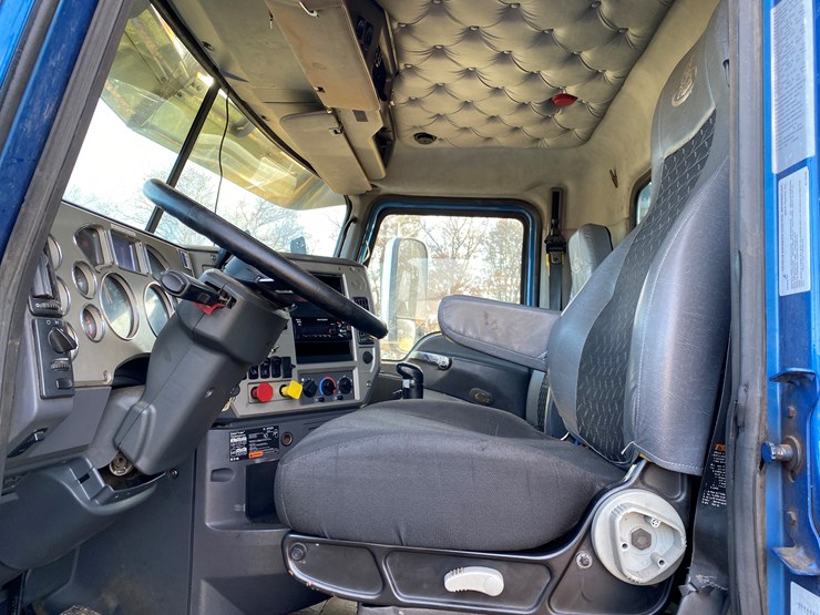 #207-•-2015-mack-grapple-truck-(has-wi-title)-(colfax,-wi)-image-27