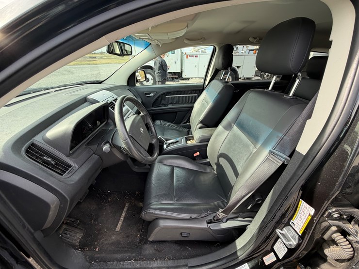 2010-dodge-journey-image-17