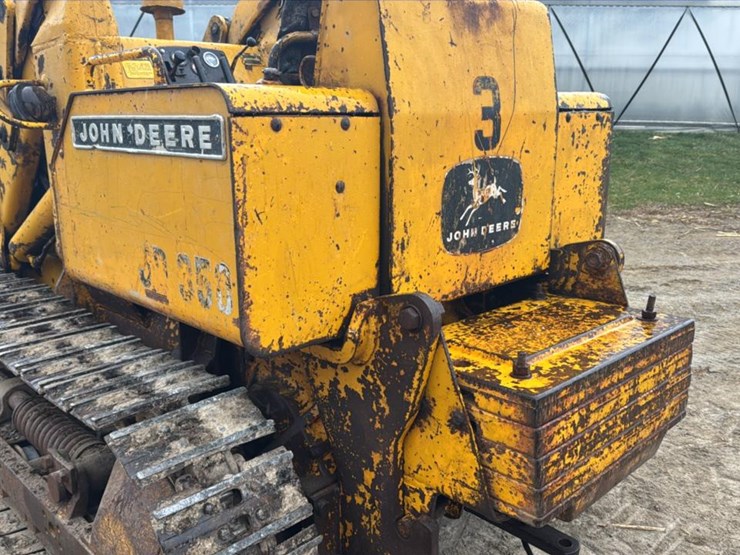 john-deere-350-image-32