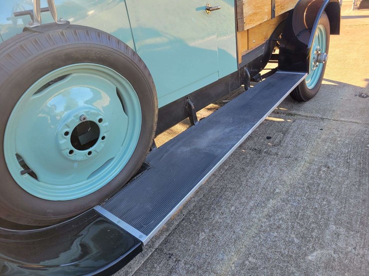 1923-oakland-huckster-image-100