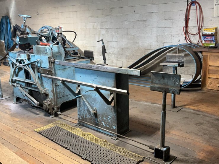 #178-•-armstrong-band-sharpener-image-21