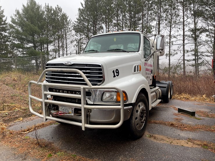 2003-caterpillar-c15-image-1