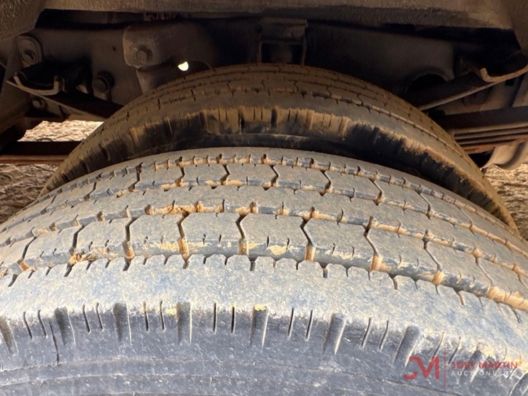 2003-ford-e550-image-7