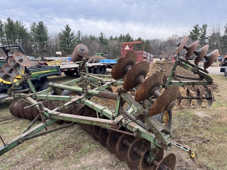 john-deere-110-image-4