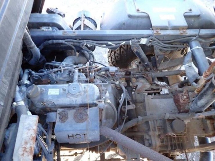 2011-kubota-rtv1100-image-41