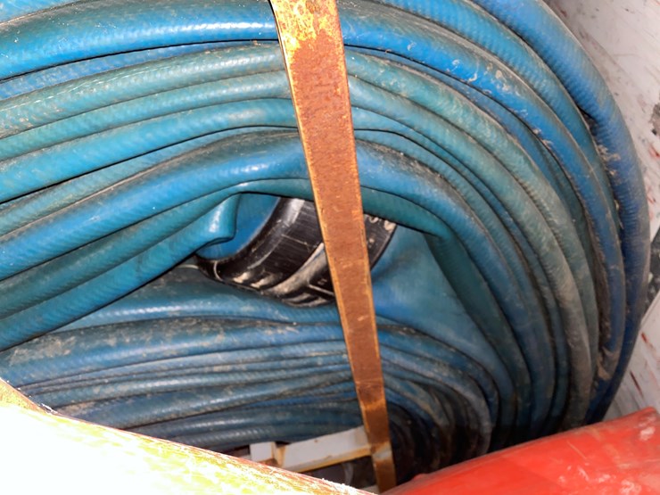 #8494-•-section-of-10"-bulldog-mainline-hose-(new-holstein,-wi)-image-2