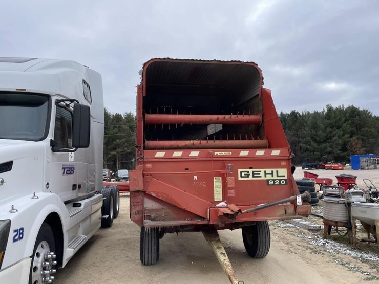 gehl-920-image-4