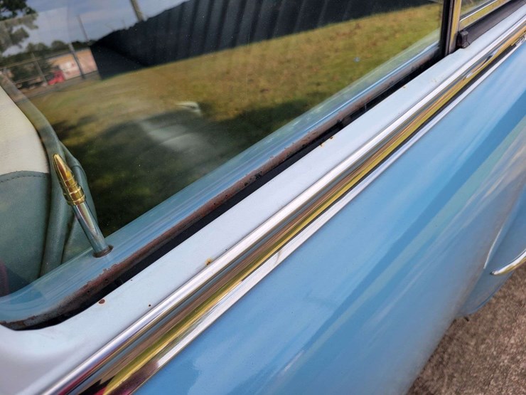 1951-dodge-sedan-image-15