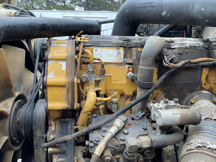 2003-caterpillar-c15-image-47