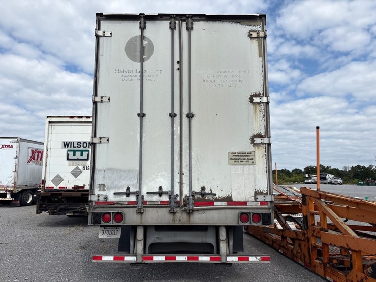 2009-utility-4000d-x-image-5