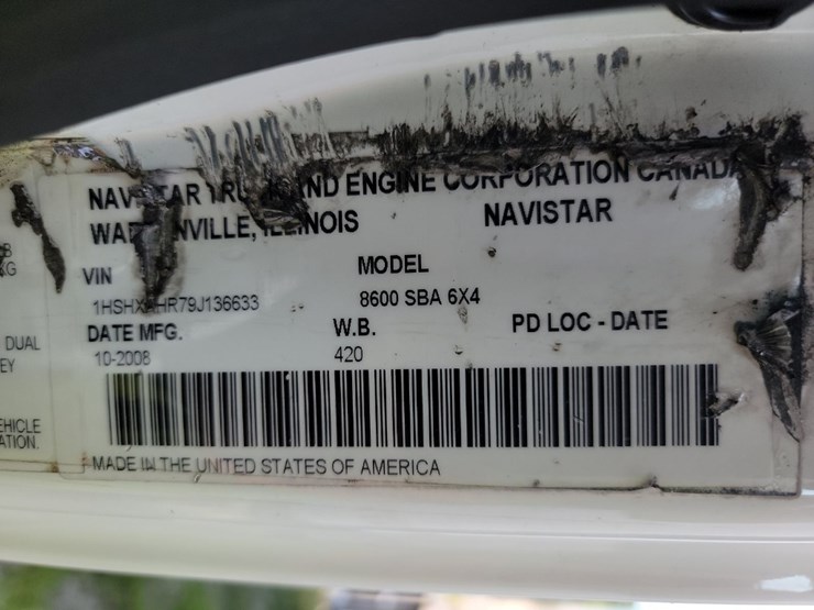 2009-international-8600-image-12