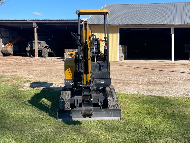 #412-•-2025-agt-industrial-mini-excavator-(cedar-grove,-wi)-image-2