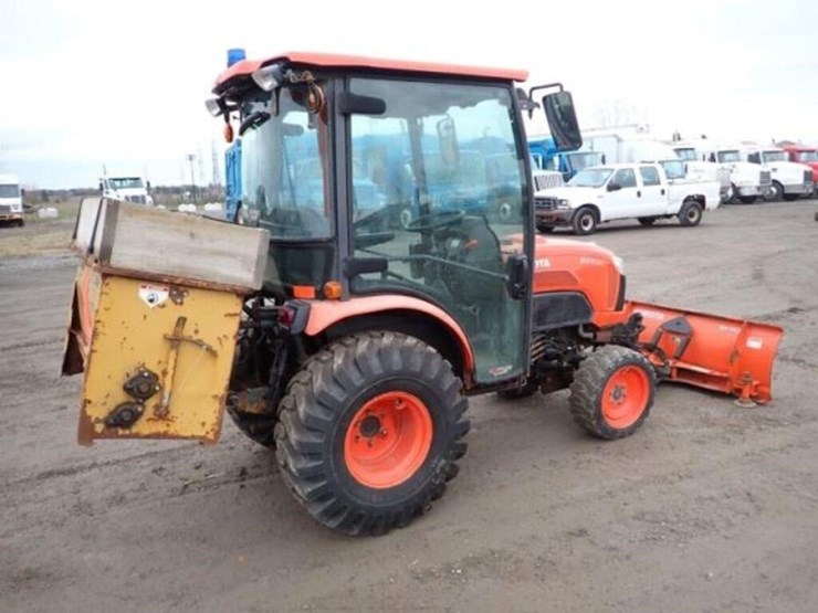 2014-kubota-b3350hsd-image-6