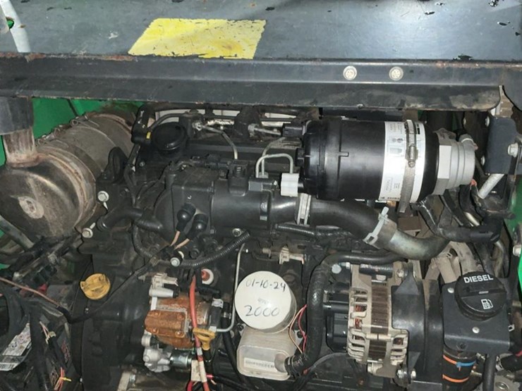 2018-bobcat-t740-image-23