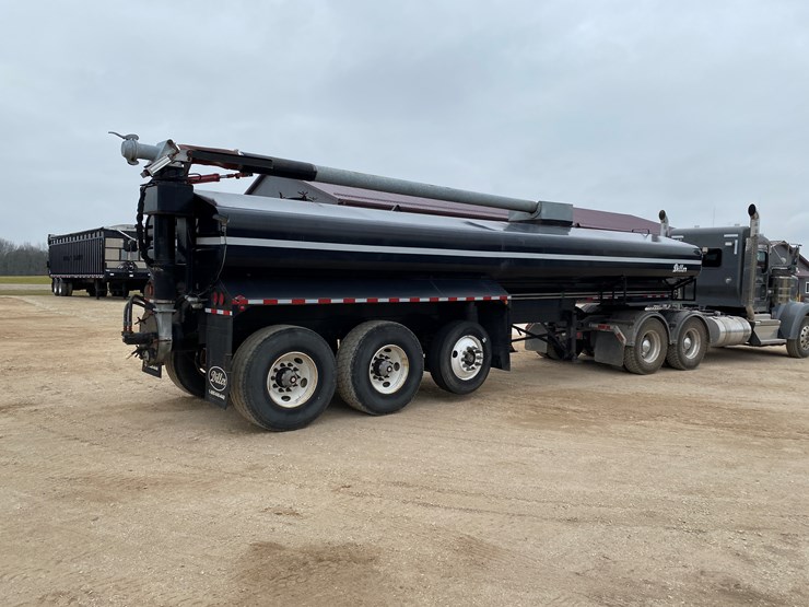 #1025-•-2015-diller-tt6600ntnb-semi-manure-tanker-(has-wi-title)-(kewaunee,-wi)-image-5