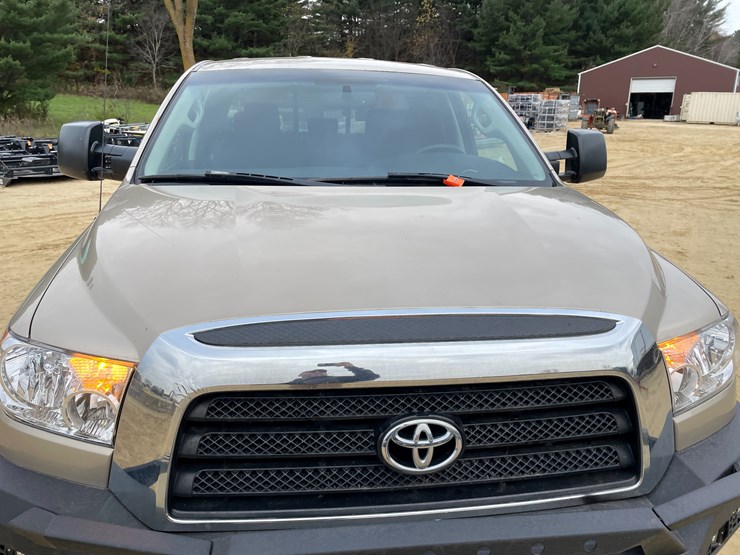 2007-toyota-tundra-sr5-image-19