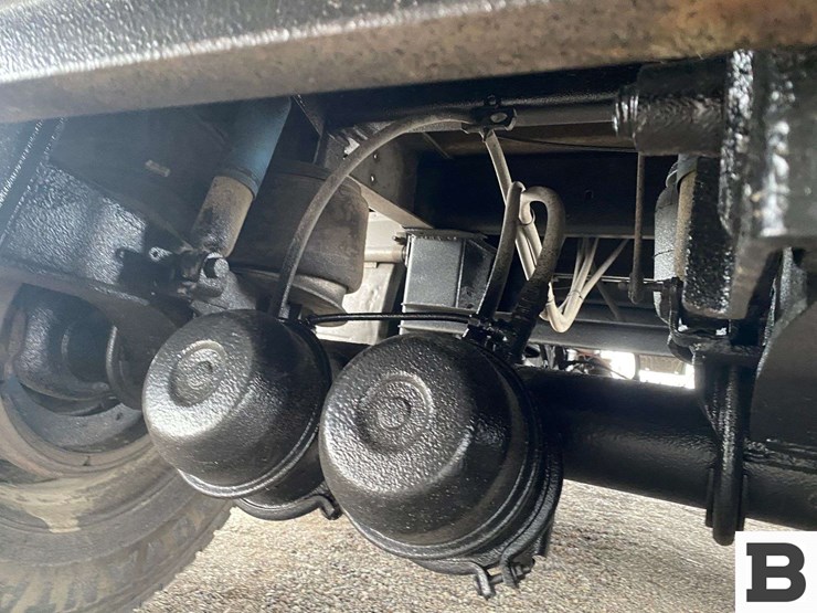 1995-wilson-48'-image-34