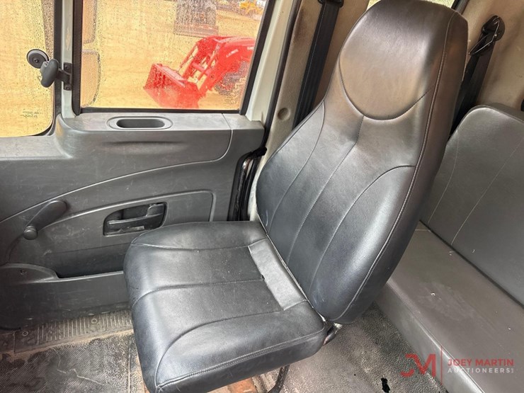 2015-international-4300-image-22