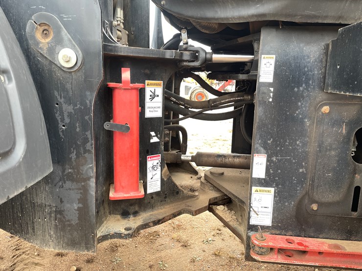 2011-case-821f-image-36