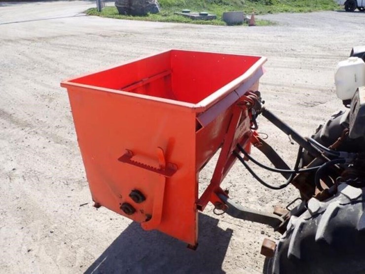 2008-kubota-m7040d-image-34