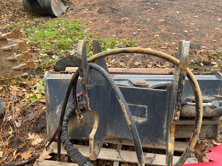 2023-kubota-kx080-4-image-16