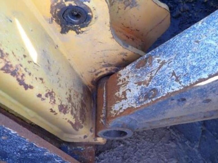 2019-deere-331g-image-78