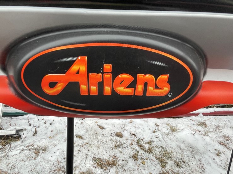 #2710-•-ariens-deluxe-30-snow-blower-(fall-creek,-wi)-image-9