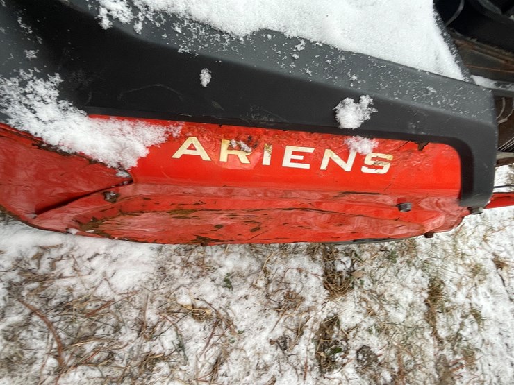 #2707-•-ariens-professional-21-snow-blower-(fall-creek,-wi)-image-9