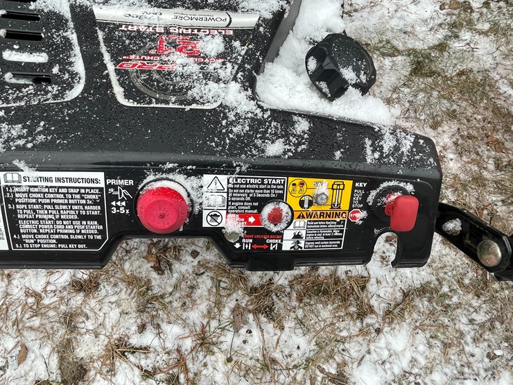 #2709-•-mtd-mp21-snow-blower-(fall-creek,-wi)-image-12