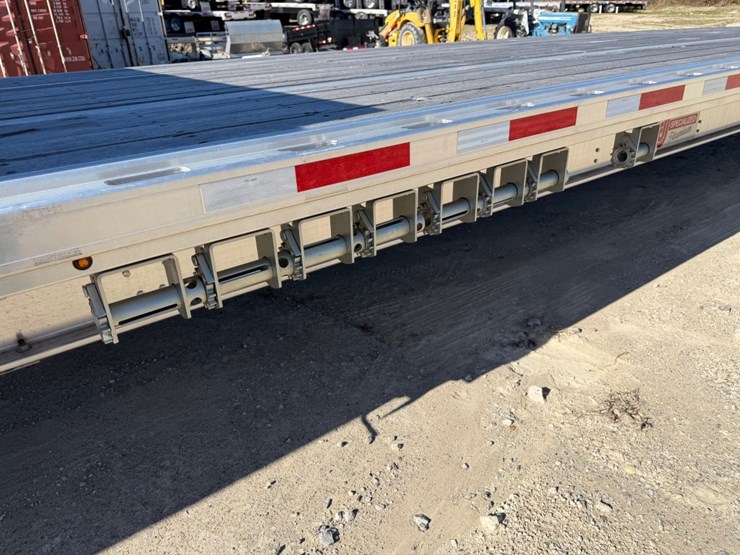 2024-doonan-titanium-image-19