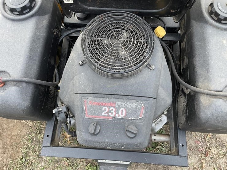 cub-cadet-enforcer-zero-turn-mower-image-5
