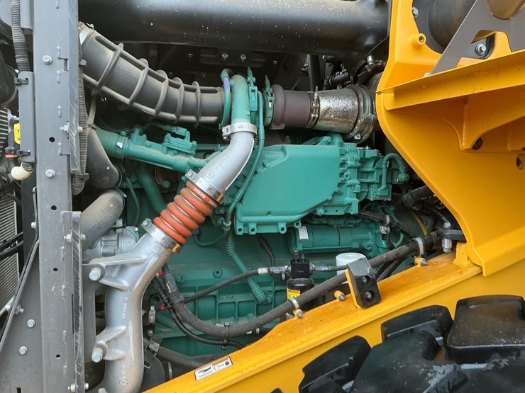 2022-volvo-l60h-image-13