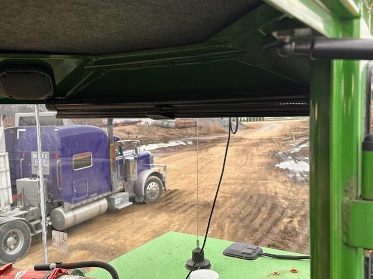 2015-deere-437d-image-16