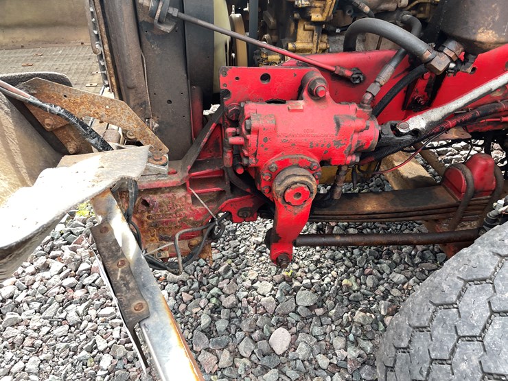 #208-•-2004-kenworth-semi-tractor-truck-(has-mi-title)-(greenland,-mi)-image-23